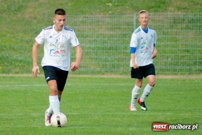 Zdjęcie w galerii na portalu naszraciborz.pl: Juniorzy Unii na szóstkę wiadomości z regionu