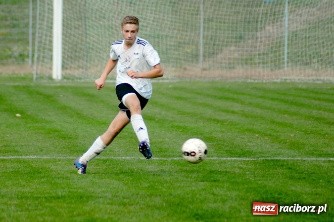 Zdjęcie w galerii na portalu naszraciborz.pl: Juniorzy Unii na szóstkę wiadomości z regionu