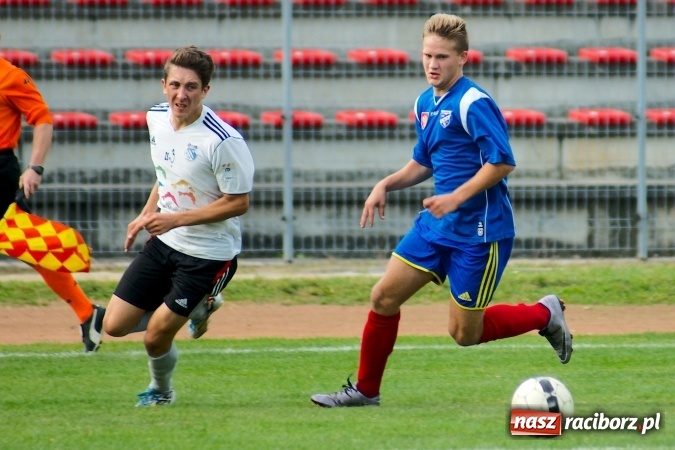 Zdjęcie w galerii na portalu naszraciborz.pl: Juniorzy Unii na szóstkę wiadomości z regionu