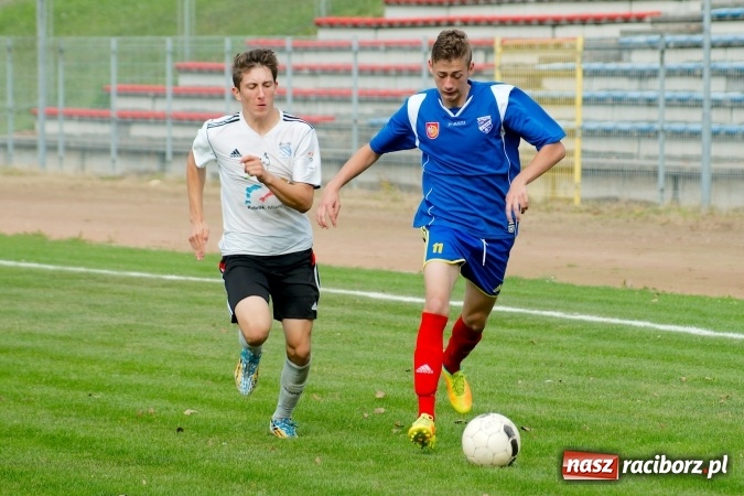 Zdjęcie w galerii na portalu naszraciborz.pl: Juniorzy Unii na szóstkę wiadomości z regionu