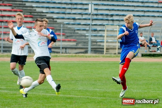 Zdjęcie w galerii na portalu naszraciborz.pl: Juniorzy Unii na szóstkę wiadomości z regionu