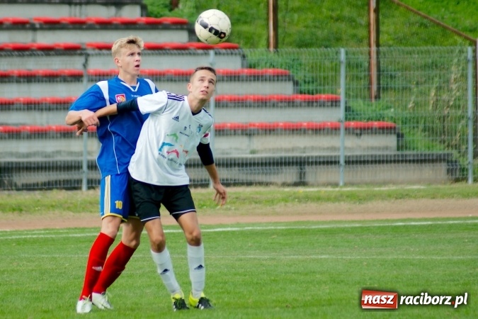 Zdjęcie w galerii na portalu naszraciborz.pl: Juniorzy Unii na szóstkę wiadomości z regionu