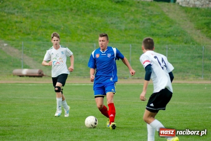 Zdjęcie w galerii na portalu naszraciborz.pl: Juniorzy Unii na szóstkę wiadomości z regionu
