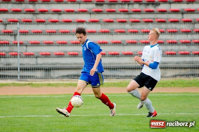 Zdjęcie w galerii na portalu naszraciborz.pl: Juniorzy Unii na szóstkę wiadomości z regionu