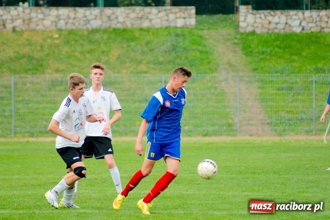 Zdjęcie w galerii na portalu naszraciborz.pl: Juniorzy Unii na szóstkę wiadomości z regionu