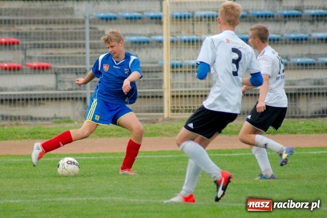 Zdjęcie w galerii na portalu naszraciborz.pl: Juniorzy Unii na szóstkę wiadomości z regionu