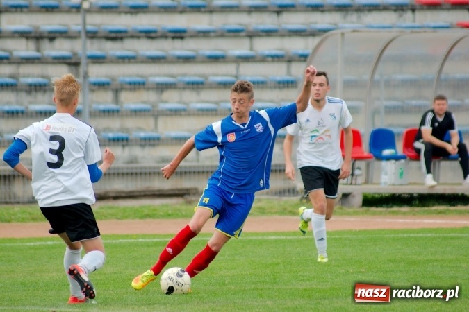 Zdjęcie w galerii na portalu naszraciborz.pl: Juniorzy Unii na szóstkę wiadomości z regionu