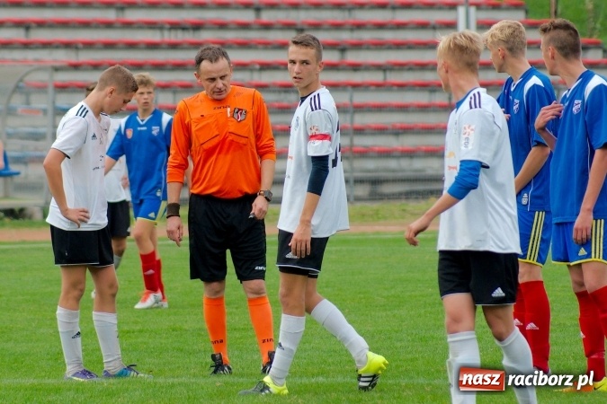 Zdjęcie w galerii na portalu naszraciborz.pl: Juniorzy Unii na szóstkę wiadomości z regionu