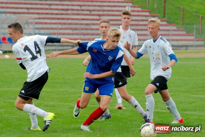 Zdjęcie w galerii na portalu naszraciborz.pl: Juniorzy Unii na szóstkę wiadomości z regionu