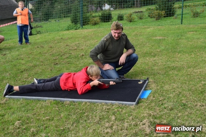 Zdjęcie w galerii na portalu naszraciborz.pl: Marsz Sprawnościowo-Obronny w Brzeźnicy za nami wiadomości z regionu