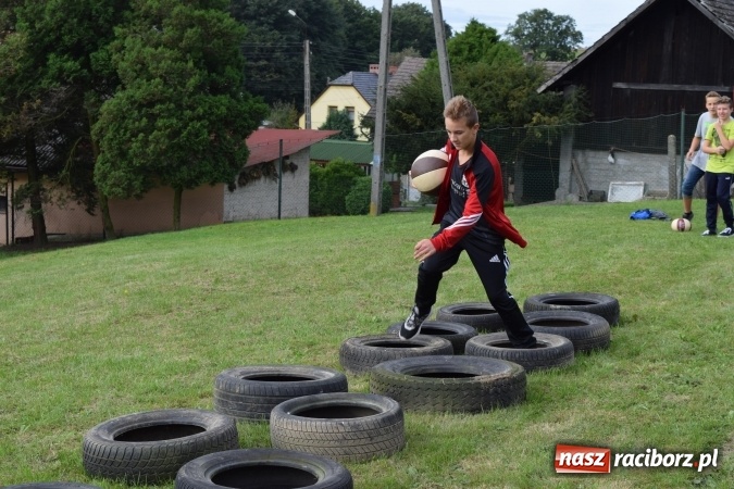 Zdjęcie w galerii na portalu naszraciborz.pl: Marsz Sprawnościowo-Obronny w Brzeźnicy za nami wiadomości z regionu