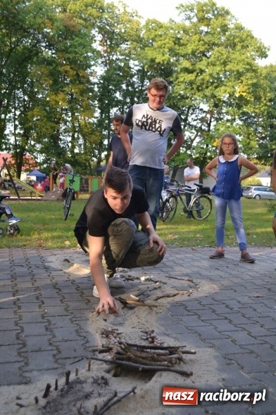 Zdjęcie w galerii na portalu naszraciborz.pl: W Kuźni Raciborskiej odbyły się VI Mistrzostwa Świata Gry w Kapsle wiadomości z regionu