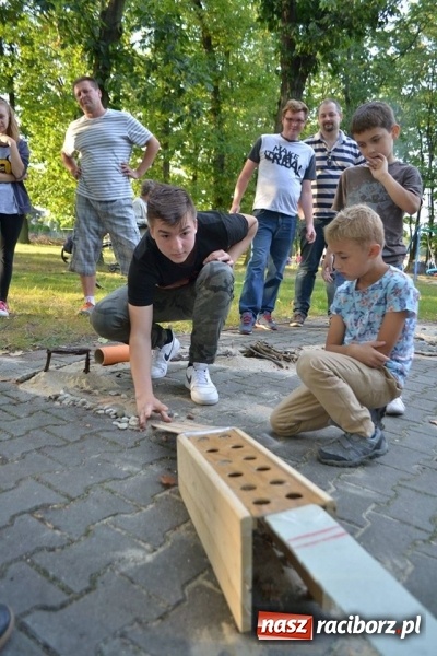 Zdjęcie w galerii na portalu naszraciborz.pl: W Kuźni Raciborskiej odbyły się VI Mistrzostwa Świata Gry w Kapsle wiadomości z regionu