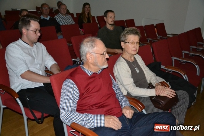 Zdjęcie w galerii na portalu naszraciborz.pl: Na zamku podsumowano Festiwal Multidyscyplinarny Racibórz 2016 wiadomości z regionu