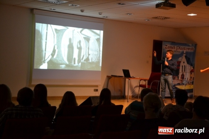 Zdjęcie w galerii na portalu naszraciborz.pl: Na zamku podsumowano Festiwal Multidyscyplinarny Racibórz 2016 wiadomości z regionu