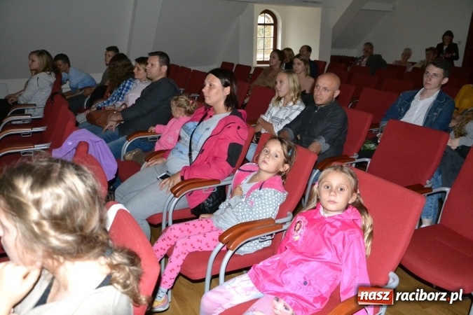 Zdjęcie w galerii na portalu naszraciborz.pl: Na zamku podsumowano Festiwal Multidyscyplinarny Racibórz 2016 wiadomości z regionu