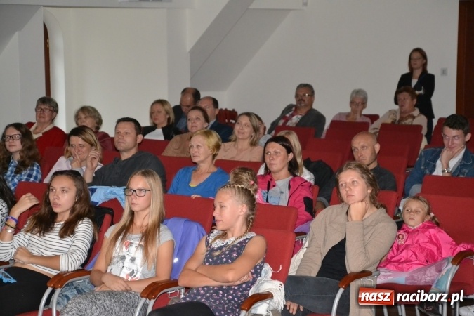 Zdjęcie w galerii na portalu naszraciborz.pl: Na zamku podsumowano Festiwal Multidyscyplinarny Racibórz 2016 wiadomości z regionu