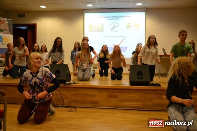 Zdjęcie w galerii na portalu naszraciborz.pl: Na zamku podsumowano Festiwal Multidyscyplinarny Racibórz 2016 wiadomości z regionu