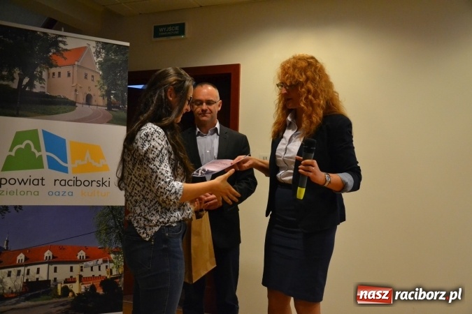 Zdjęcie w galerii na portalu naszraciborz.pl: Na zamku podsumowano Festiwal Multidyscyplinarny Racibórz 2016 wiadomości z regionu