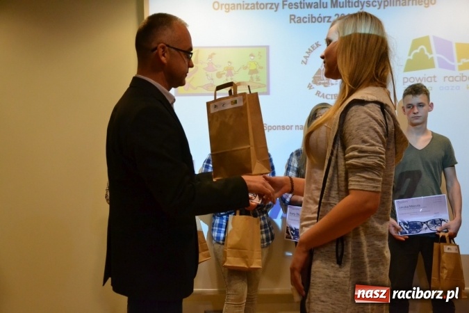 Zdjęcie w galerii na portalu naszraciborz.pl: Na zamku podsumowano Festiwal Multidyscyplinarny Racibórz 2016 wiadomości z regionu