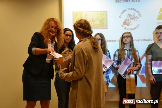 Zdjęcie w galerii na portalu naszraciborz.pl: Na zamku podsumowano Festiwal Multidyscyplinarny Racibórz 2016 wiadomości z regionu