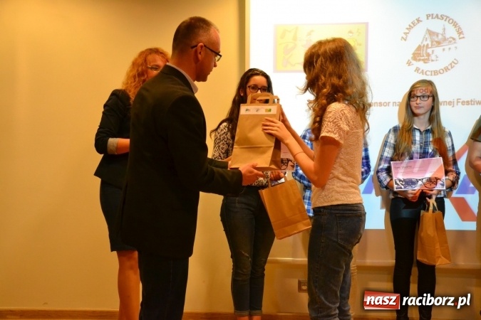 Zdjęcie w galerii na portalu naszraciborz.pl: Na zamku podsumowano Festiwal Multidyscyplinarny Racibórz 2016 wiadomości z regionu