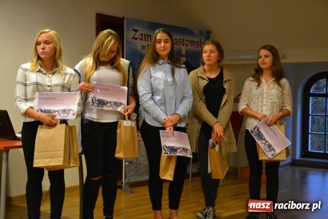 Zdjęcie w galerii na portalu naszraciborz.pl: Na zamku podsumowano Festiwal Multidyscyplinarny Racibórz 2016 wiadomości z regionu