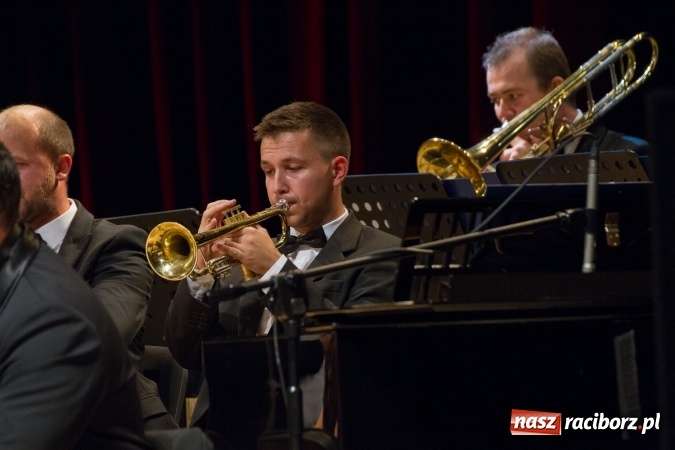 Zdjęcie w galerii na portalu naszraciborz.pl: Międzynarodowy Dzień Muzyki w Raciborzu. RCK zaprosił do krainy operetki  wiadomości z regionu