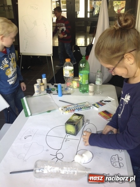 Zdjęcie w galerii na portalu naszraciborz.pl: Akademia Myśli Tw&oacute;rczej w Szkole na Ostrogu wiadomości z regionu