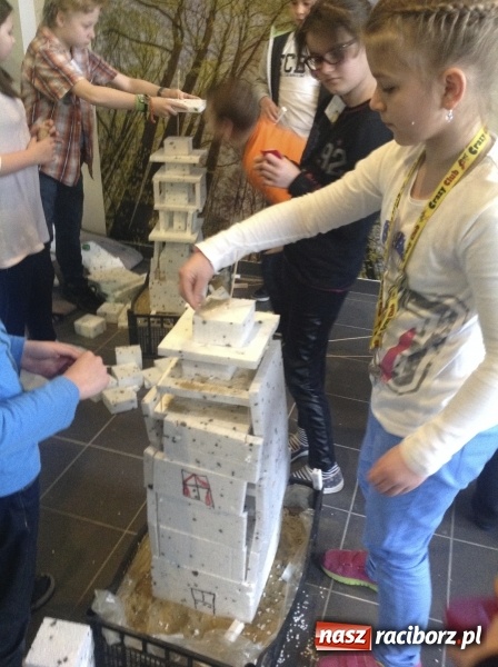 Zdjęcie w galerii na portalu naszraciborz.pl: Akademia Myśli Tw&oacute;rczej w Szkole na Ostrogu wiadomości z regionu