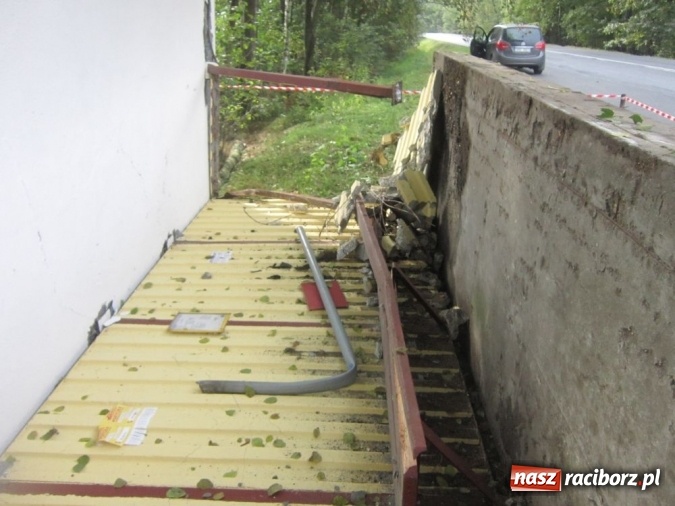 Zdjęcie w galerii na portalu naszraciborz.pl: Skutki sobotniego wypadku na Przeryciu przechodzą ludzkie wyobrażenie!  wiadomości z regionu