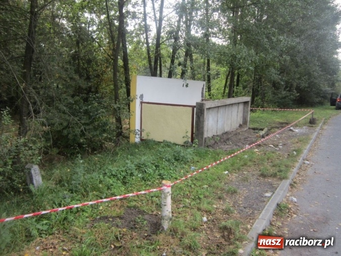 Zdjęcie w galerii na portalu naszraciborz.pl: Skutki sobotniego wypadku na Przeryciu przechodzą ludzkie wyobrażenie!  wiadomości z regionu