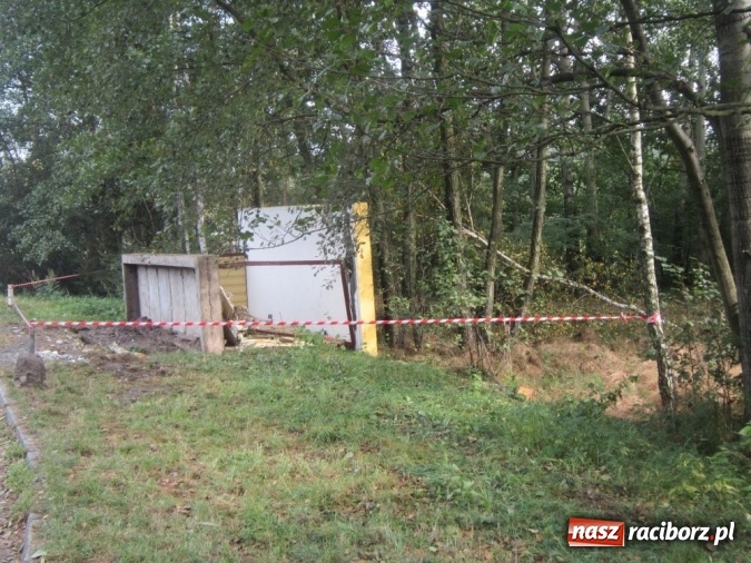 Zdjęcie w galerii na portalu naszraciborz.pl: Skutki sobotniego wypadku na Przeryciu przechodzą ludzkie wyobrażenie!  wiadomości z regionu