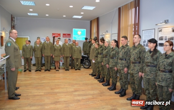 Zdjęcie w galerii na portalu naszraciborz.pl: Uroczyste wręczenie aktów mianowania u śląskich pograniczników  wiadomości z regionu