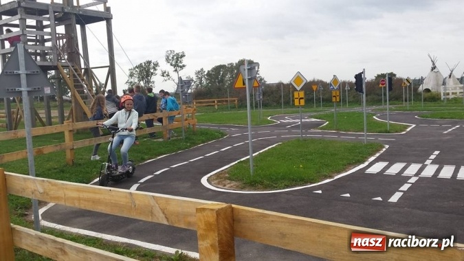 Zdjęcie w galerii na portalu naszraciborz.pl: Polsko-czeska wsp&oacute;łpraca w Gimnazjum nr 5 wiadomości z regionu