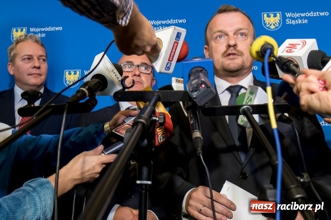 Zdjęcie w galerii na portalu naszraciborz.pl: Podtapianie samorządów. Marszałek przeciwko zmianom w prawie, które spowodują wzrost opłat za wodę  wiadomości z regionu