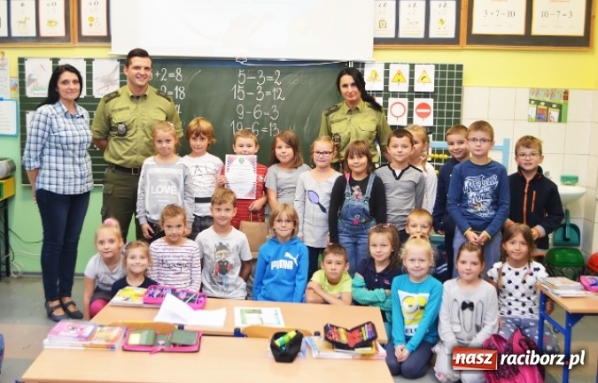 Zdjęcie w galerii na portalu naszraciborz.pl: Rozdano nagrody w konkursie Moje wspomnienia z wizyty w Śląskim Oddziale Straży Granicznej wiadomości z regionu