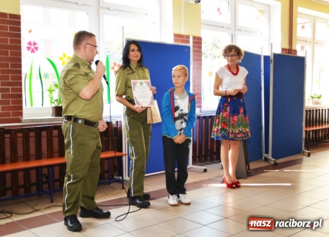 Zdjęcie w galerii na portalu naszraciborz.pl: Rozdano nagrody w konkursie Moje wspomnienia z wizyty w Śląskim Oddziale Straży Granicznej wiadomości z regionu