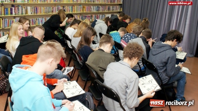 Zdjęcie w galerii na portalu naszraciborz.pl: Zakazane książki w raciborskiej bibliotece  wiadomości z regionu