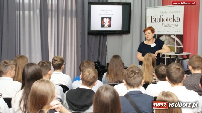 Zdjęcie w galerii na portalu naszraciborz.pl: Zakazane książki w raciborskiej bibliotece  wiadomości z regionu