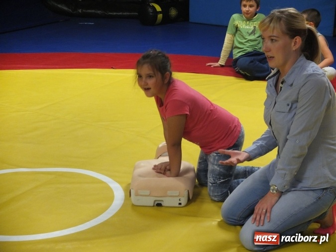 Zdjęcie w galerii na portalu naszraciborz.pl: Zajęcia profilaktyczne z Łamatorem  wiadomości z regionu