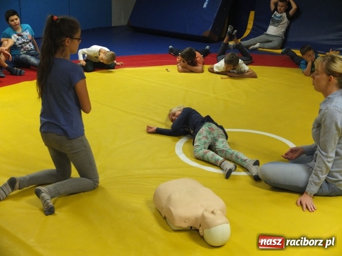 Zdjęcie w galerii na portalu naszraciborz.pl: Zajęcia profilaktyczne z Łamatorem  wiadomości z regionu