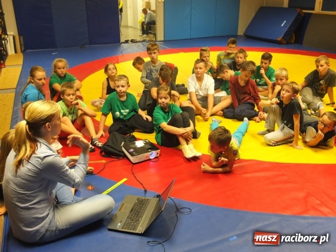 Zdjęcie w galerii na portalu naszraciborz.pl: Zajęcia profilaktyczne z Łamatorem  wiadomości z regionu