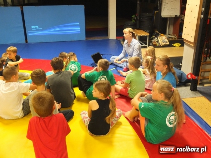 Zdjęcie w galerii na portalu naszraciborz.pl: Zajęcia profilaktyczne z Łamatorem  wiadomości z regionu