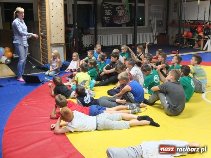 Zdjęcie w galerii na portalu naszraciborz.pl: Zajęcia profilaktyczne z Łamatorem  wiadomości z regionu