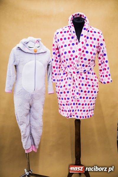 Zdjęcie w galerii na portalu naszraciborz.pl: Nie daj się zimie zaskoczyć. Nowa kolekcja i nocne szperanie w Rabanie wiadomości z regionu