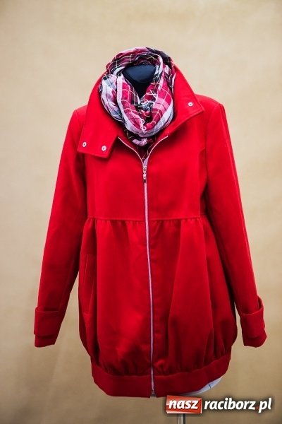 Zdjęcie w galerii na portalu naszraciborz.pl: Nie daj się zimie zaskoczyć. Nowa kolekcja i nocne szperanie w Rabanie wiadomości z regionu