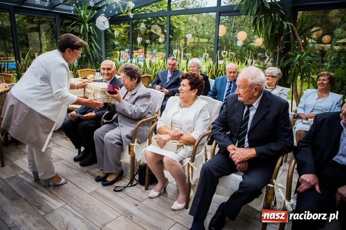 Zdjęcie w galerii na portalu naszraciborz.pl: Są ze sobą tyle lat... w Nędzy gratulowano parom wytrwałości  wiadomości z regionu