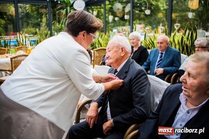 Zdjęcie w galerii na portalu naszraciborz.pl: Są ze sobą tyle lat... w Nędzy gratulowano parom wytrwałości  wiadomości z regionu