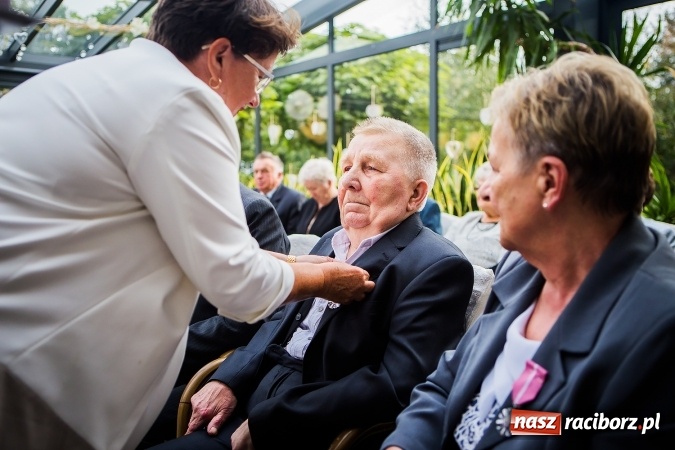 Zdjęcie w galerii na portalu naszraciborz.pl: Są ze sobą tyle lat... w Nędzy gratulowano parom wytrwałości  wiadomości z regionu